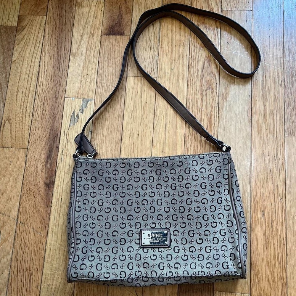 Guess Adjustable Crossbody Bag
